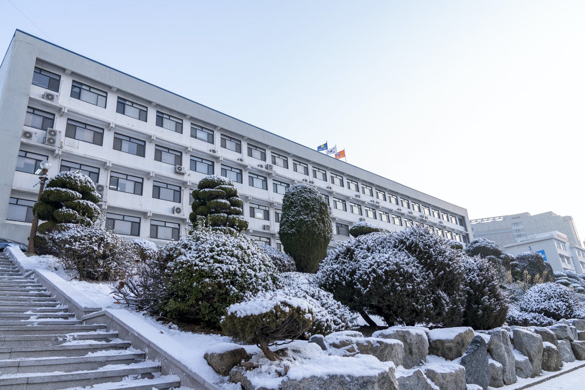 새하얗게 물들인 인하공전 Photo_1.jpg